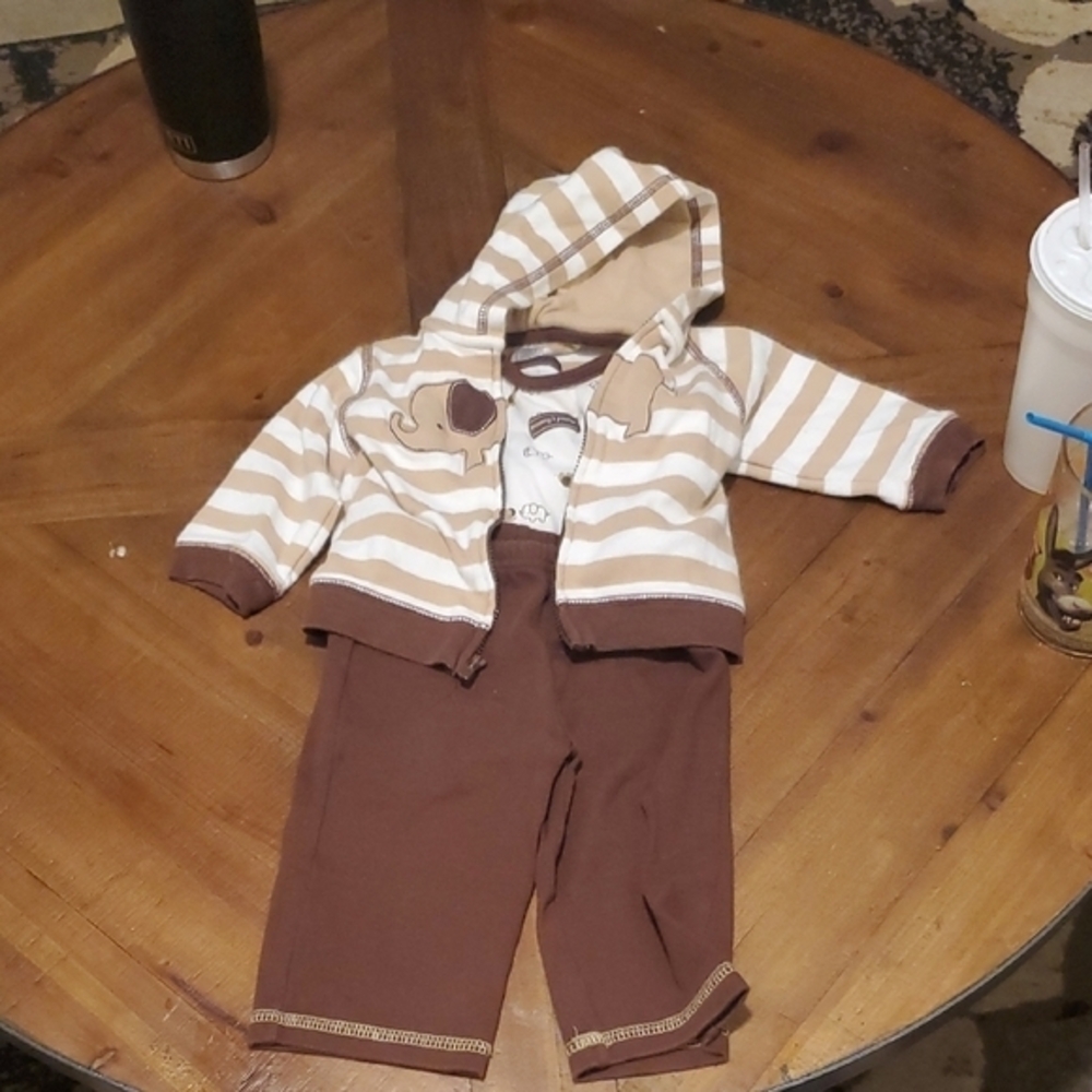 Carter's Cozy Brown and Cream Set for Everyday Comfort